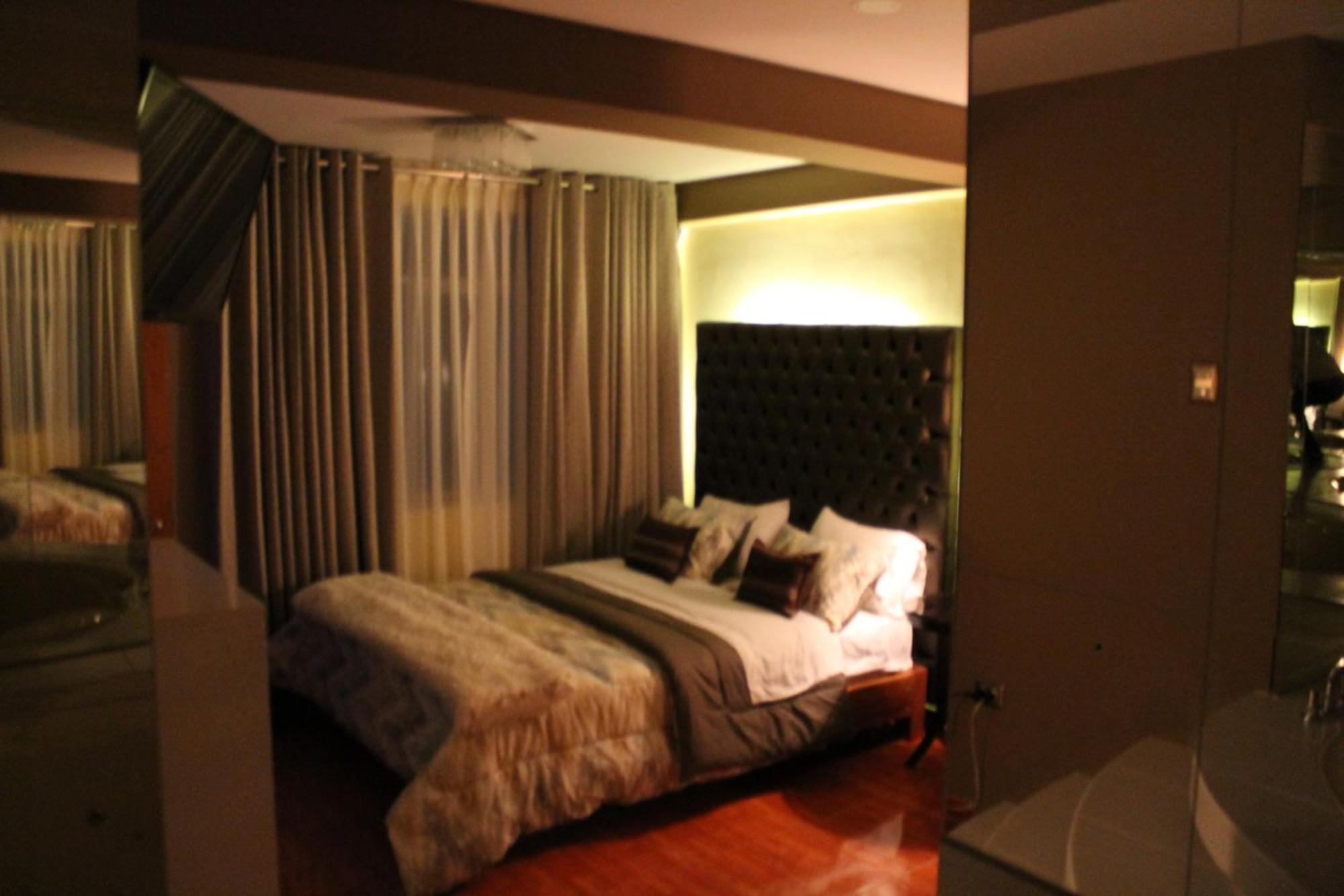 Hotel Venecia Huánuco Rum bild
